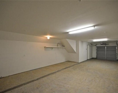 2710 Hullsmith Drive - Photo Thumbnail 14