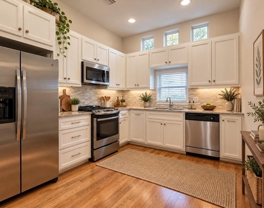 2710 Hullsmith Drive - Photo Thumbnail 5