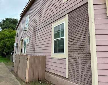 3028 Avenue M - Photo Thumbnail 12