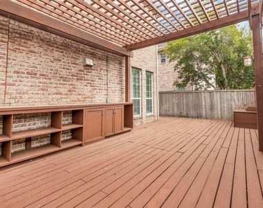2811 Val Verde Park - Photo Thumbnail 23
