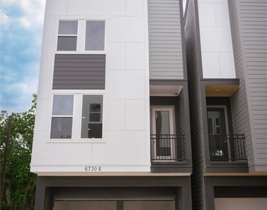 6728 Peerless Street - Photo Thumbnail 3