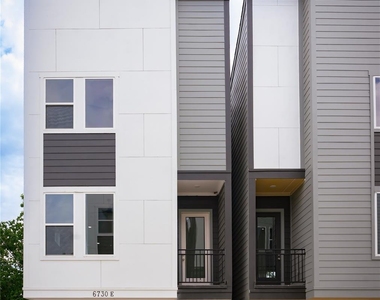 6728 Peerless Street - Photo Thumbnail 6