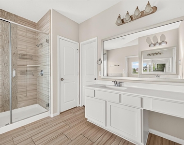 4403 Silvergrass Lane - Photo Thumbnail 27