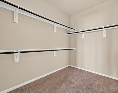 4403 Silvergrass Lane - Photo Thumbnail 29