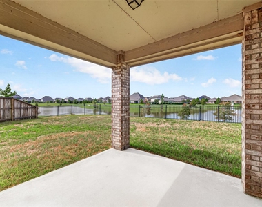 4403 Silvergrass Lane - Photo Thumbnail 41