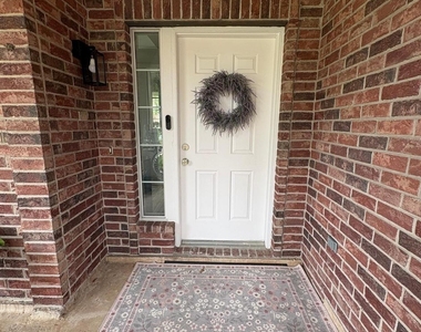 10411 Black Sands Drive - Photo Thumbnail 20