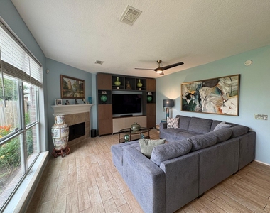 10411 Black Sands Drive - Photo Thumbnail 21