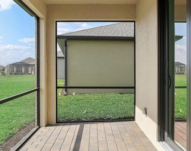 14882 Portico Boulevard - Photo Thumbnail 31