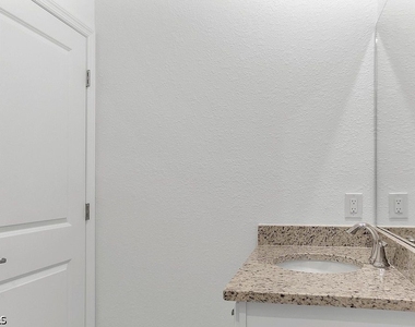 14882 Portico Boulevard - Photo Thumbnail 23