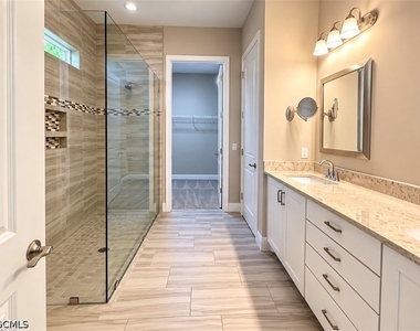 12725 Astor Place - Photo Thumbnail 6