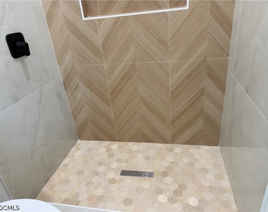 824 Dawhert Avenue S - Photo Thumbnail 29