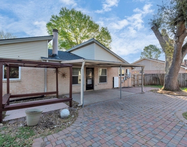 16814 Cobble Ridge Drive - Photo Thumbnail 26