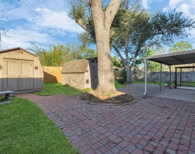 16814 Cobble Ridge Drive - Photo Thumbnail 27