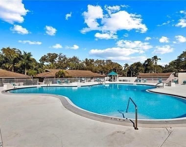 4257 Island Circle - Photo Thumbnail 34