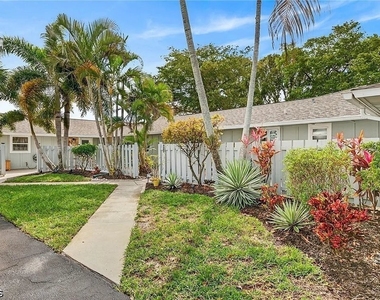 4257 Island Circle - Photo Thumbnail 1