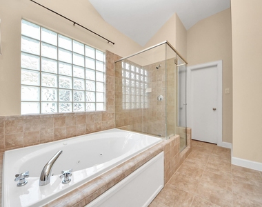 3703 Main Plaza Drive - Photo Thumbnail 24