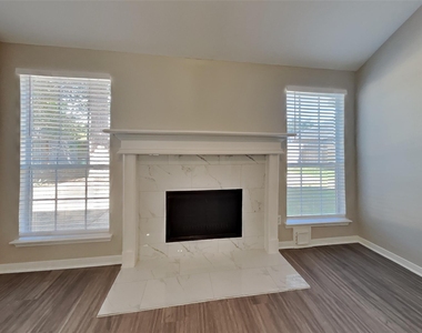 27089 Monarch Wood Drive - Photo Thumbnail 2