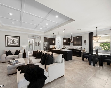 8712 Westwood Oaks Place - Photo Thumbnail 28