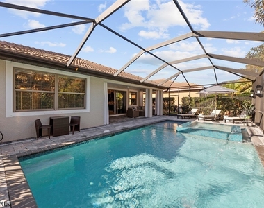 8712 Westwood Oaks Place - Photo Thumbnail 4