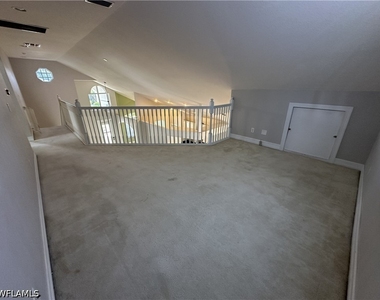 9932 Alabama Street - Photo Thumbnail 11