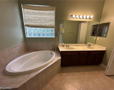 9932 Alabama Street - Photo Thumbnail 9