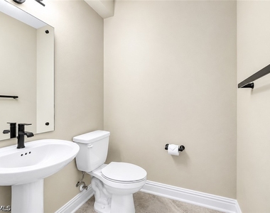 7524 Morgan Way - Photo Thumbnail 8