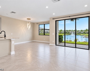 7524 Morgan Way - Photo Thumbnail 3