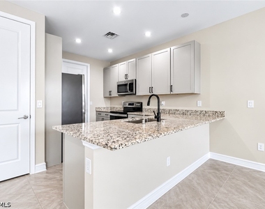 7524 Morgan Way - Photo Thumbnail 7