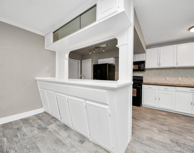 212 Harold Lane - Photo Thumbnail 30