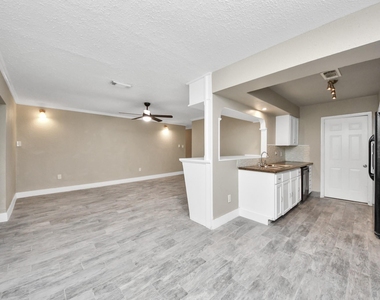 212 Harold Lane - Photo Thumbnail 25