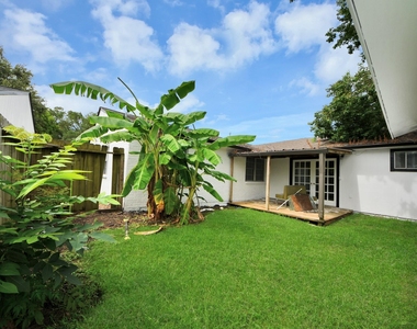 212 Harold Lane - Photo Thumbnail 38