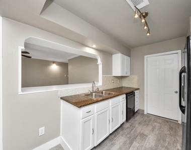 212 Harold Lane - Photo Thumbnail 29