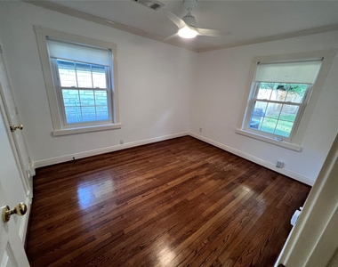 1711 Wilde Rock Way - Photo Thumbnail 8