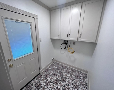 1711 Wilde Rock Way - Photo Thumbnail 14