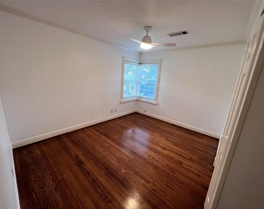 1711 Wilde Rock Way - Photo Thumbnail 9