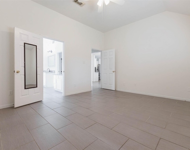 21703 Bay Palms Drive - Photo Thumbnail 18