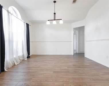 21703 Bay Palms Drive - Photo Thumbnail 3