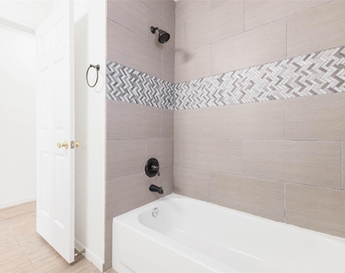 21703 Bay Palms Drive - Photo Thumbnail 8