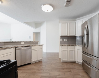 21703 Bay Palms Drive - Photo Thumbnail 14