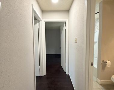 9383 Pagewood Lane - Photo Thumbnail 15