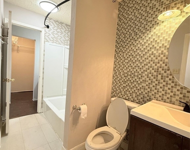 9383 Pagewood Lane - Photo Thumbnail 24