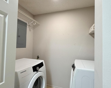 9383 Pagewood Lane - Photo Thumbnail 9