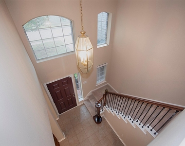 10411 Village Lake Drive - Photo Thumbnail 24