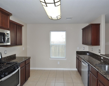 9434 Turquoise Meadow Lane - Photo Thumbnail 8