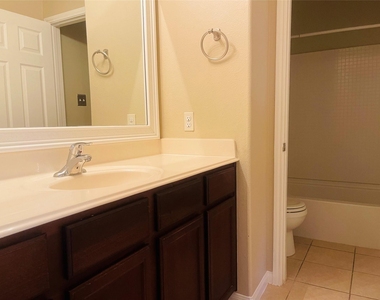 9434 Turquoise Meadow Lane - Photo Thumbnail 27