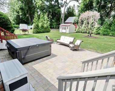 434 Hasbrouck - Photo Thumbnail 42