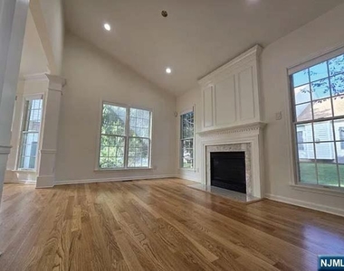 68 Buckthorn - Photo Thumbnail 8