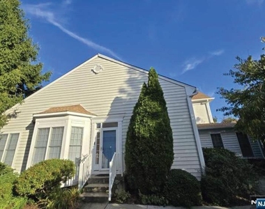 68 Buckthorn - Photo Thumbnail 1