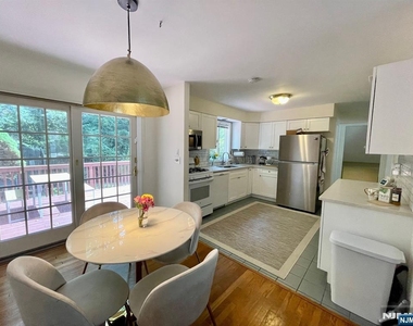 27 Greenway - Photo Thumbnail 6