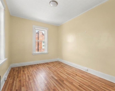 23 Farnham - Photo Thumbnail 5
